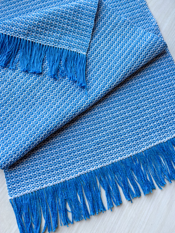 A Bird's Eye View - Exploring Color Contrast with Bird’s Eye Twill