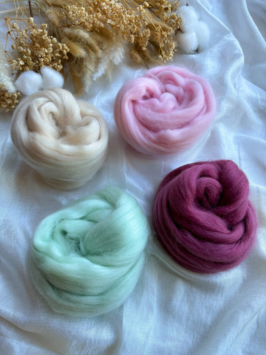 Wool Roving Bundle 4 – Cotton Clouds Inc.